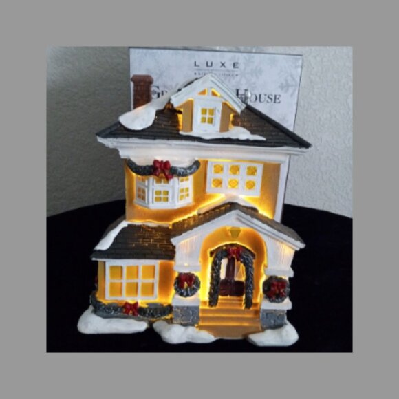 ***Christmas Light Up Grandma's House*** - Picture 12 of 12